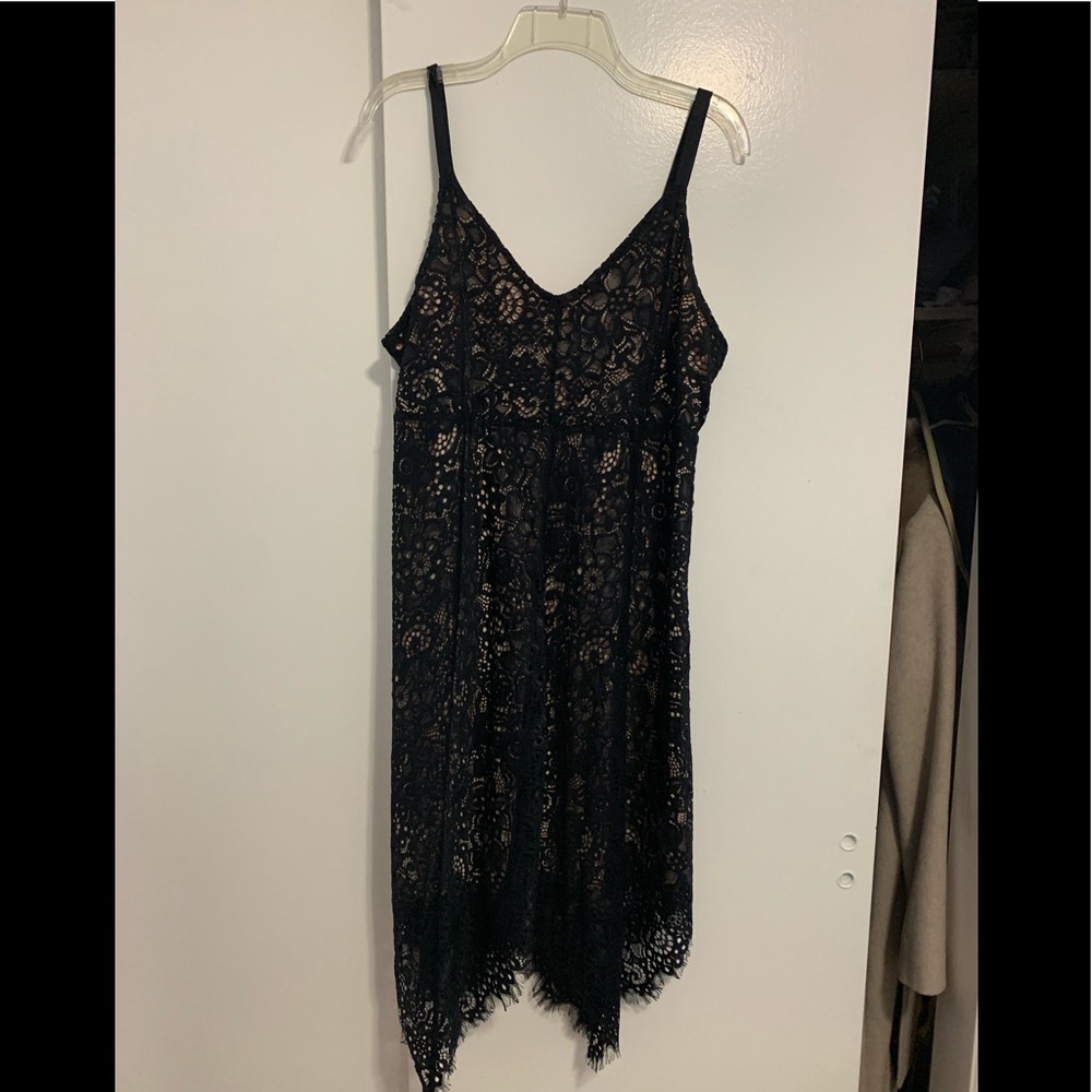 I.N.C black lace with cream undertone